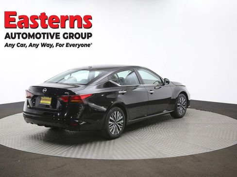 Used 2024 Nissan Altima 2.5 SV image 41