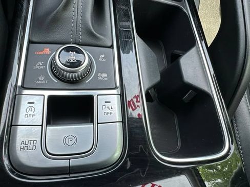 Used 2022 Kia Telluride LX AWD/4WD image 36
