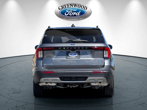 New 2026 Ford Explorer Active w/ Active Comfort Package RWD image 5
