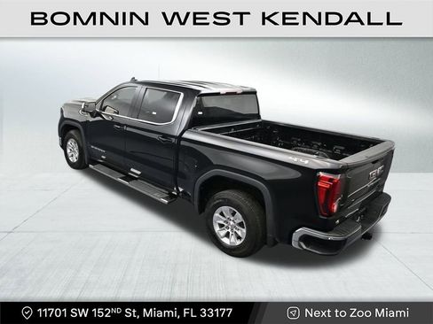 Used 2023 GMC Sierra 1500 SLE image 15