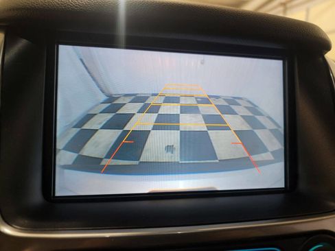 Used 2015 Chevrolet Tahoe LT image 32