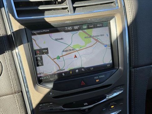 Used 2015 Lincoln MKX FWD w/ Equipment Group 101A image 13