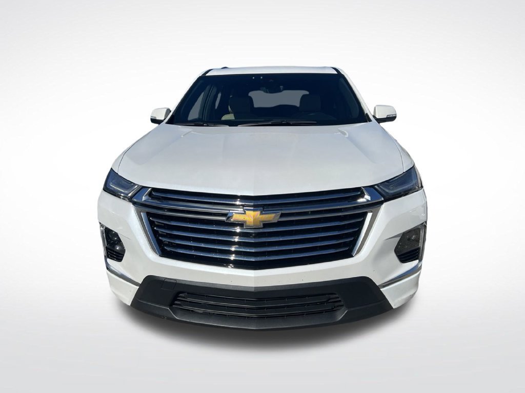 Used 2023 Chevrolet Traverse Premier AWD/4WD image 2