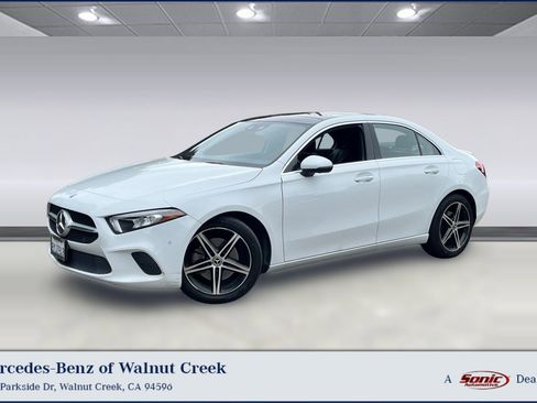 Used 2019 Mercedes-Benz A 220 image 1