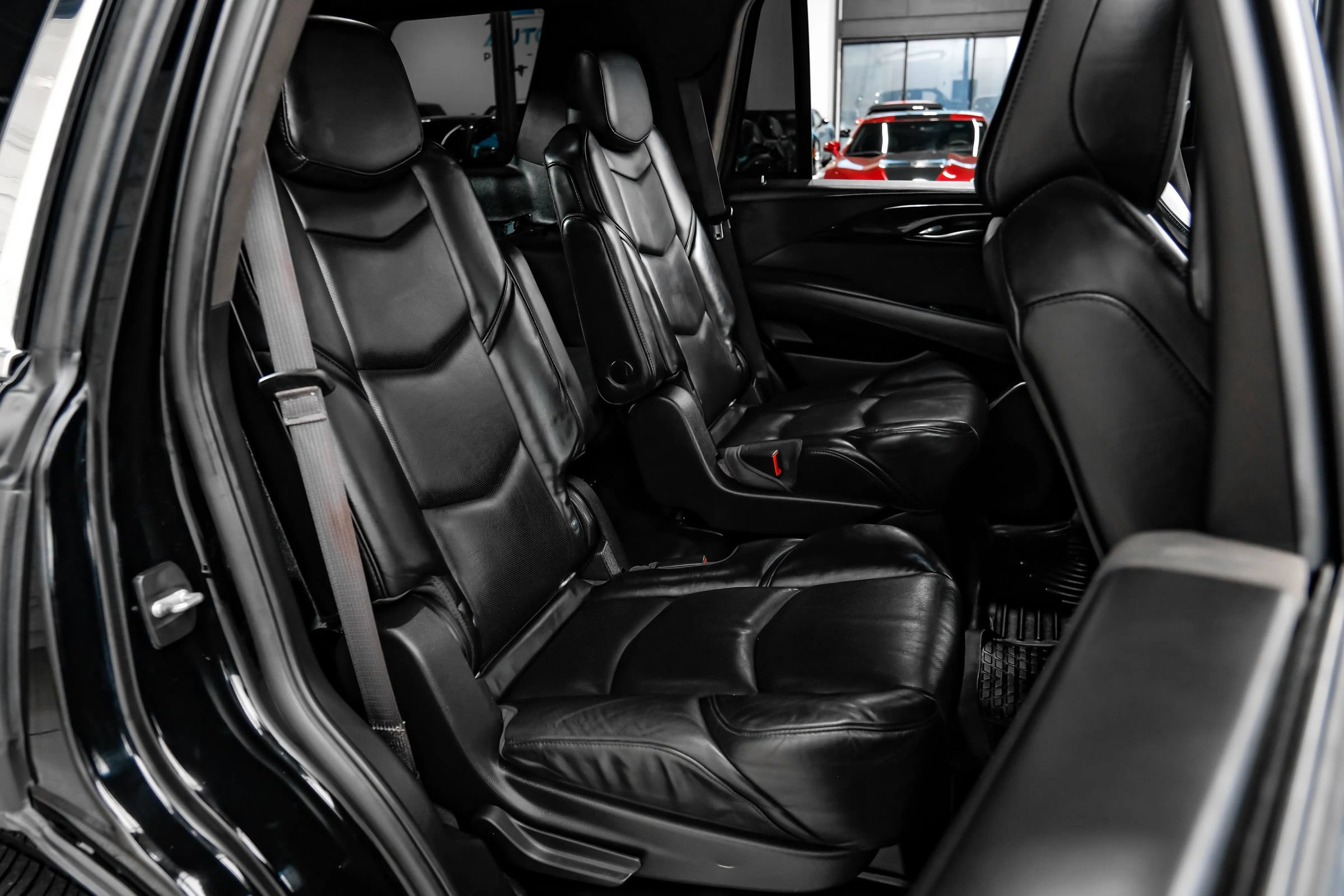 Used 2016 Cadillac Escalade Platinum AWD/4WD image 44