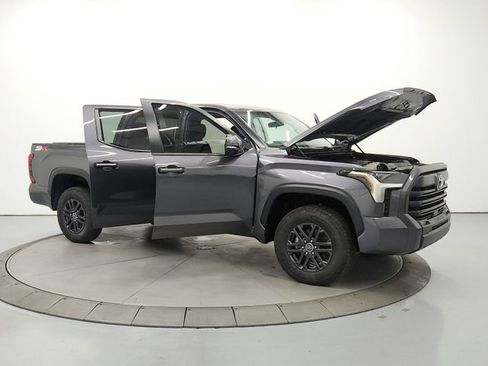 Used 2024 Toyota Tundra SR5 w/ SR5 Convenience Package image 9