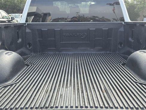 Used 2024 Ford F250 XLT image 23