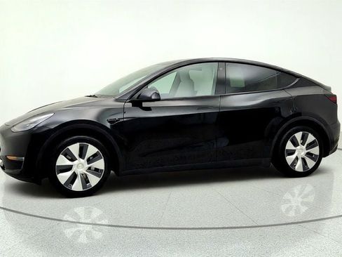 Used 2021 Tesla Model Y Long Range AWD/4WD image 8