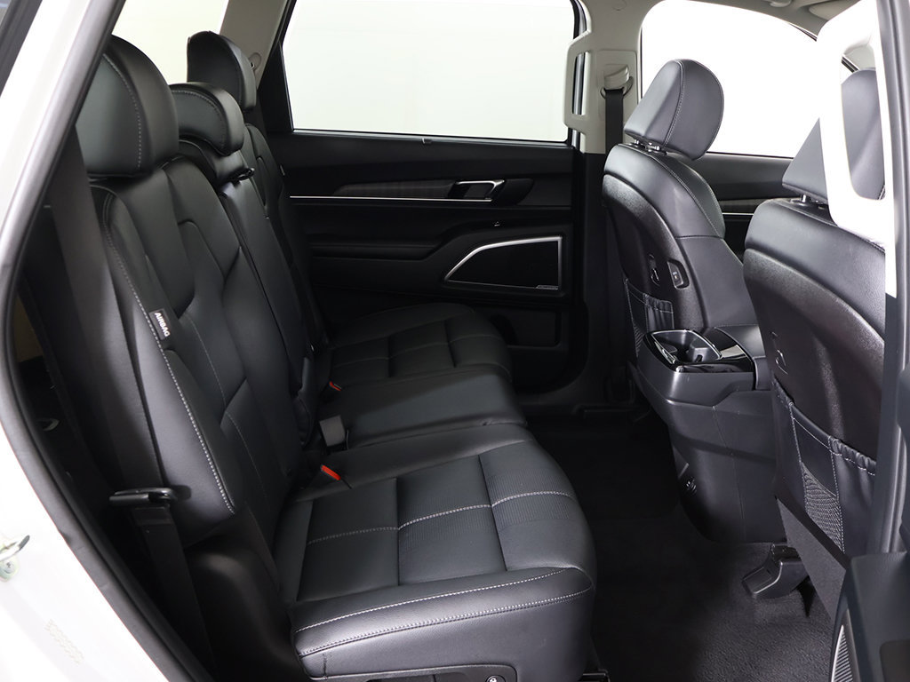 Certified 2025 Kia Telluride EX AWD/4WD image 39