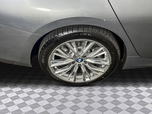 Used 2023 BMW 330i Sedan image 32