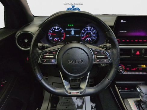 Used 2022 Kia Forte GT-Line w/ GT-Line Premium Package image 13