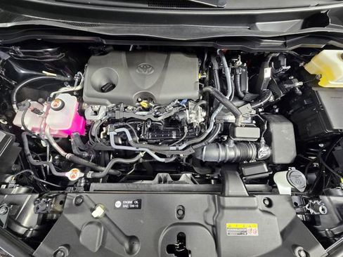 Used 2025 Toyota Sienna LE image 13