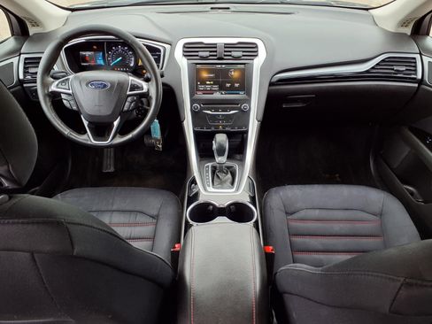 Used 2014 Ford Fusion SE FWD image 10