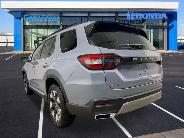 New 2026 Honda Pilot Touring image 3