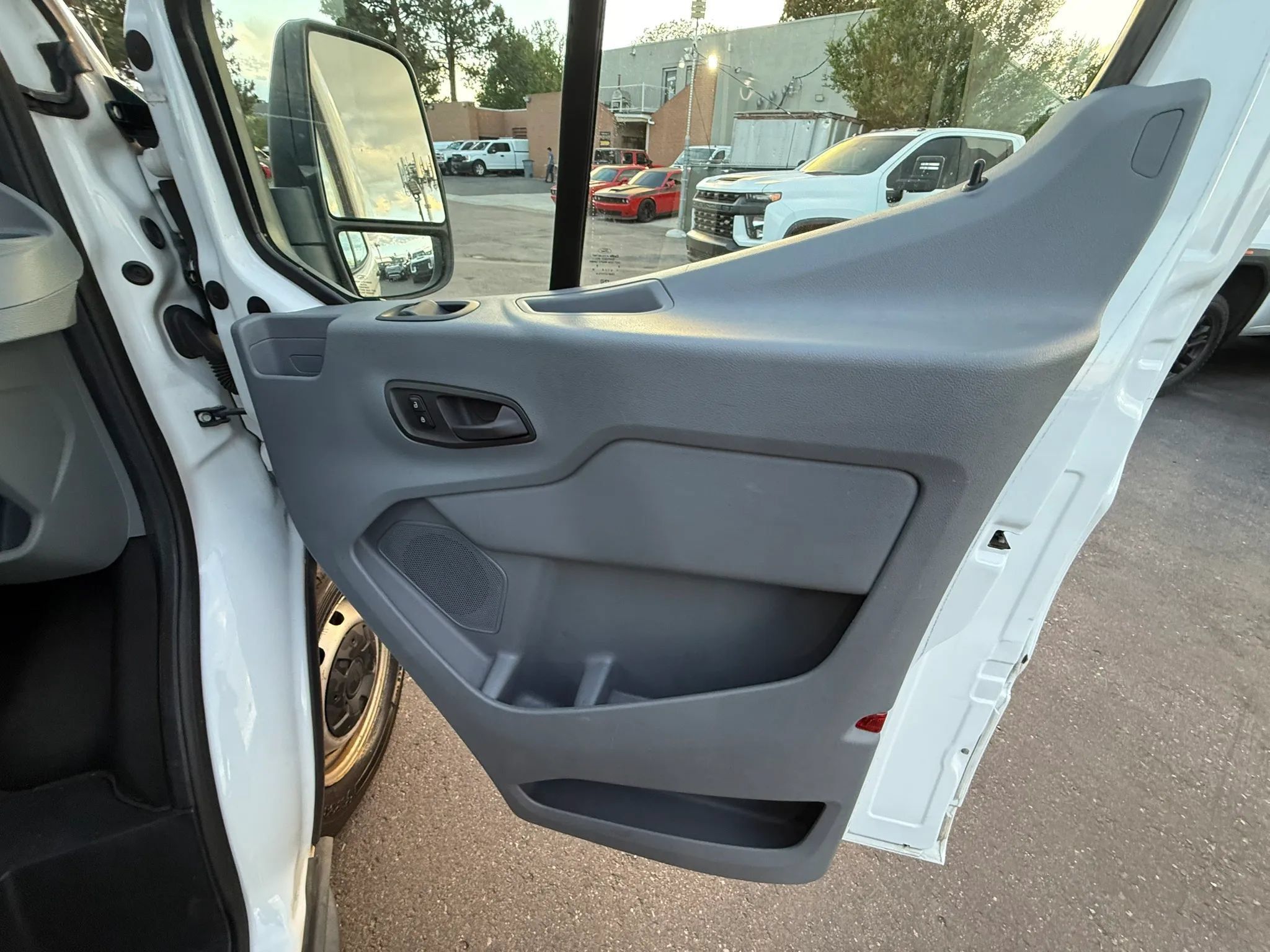 Used 2018 Ford Transit 350 148 Low Roof RWD image 20