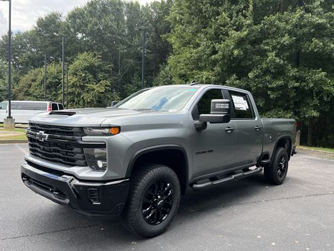 New 2026 Chevrolet Silverado 2500 Custom w/ Custom Value Package AWD/4WD image 5