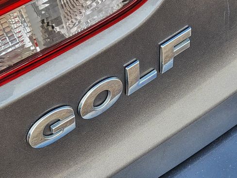 Used 2013 Volkswagen Golf TDI image 11