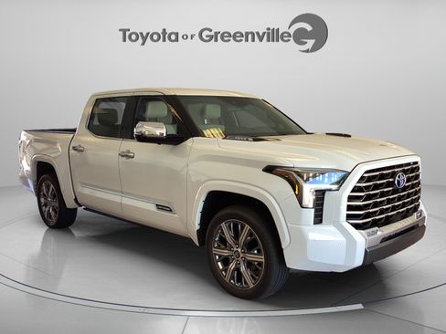 Used 2023 Toyota Tundra Capstone AWD/4WD image 6