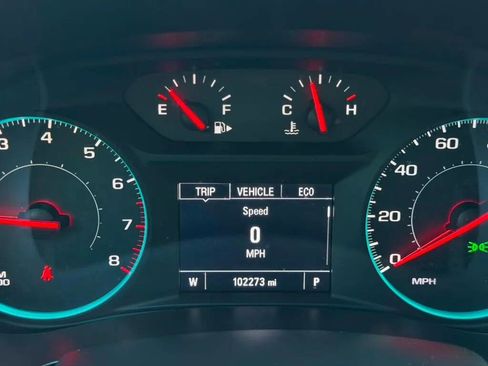 Used 2019 Chevrolet Malibu LT FWD image 13