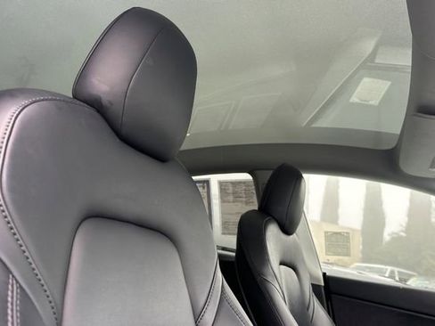 Used 2021 Tesla Model Y 2WD image 14