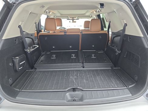 New 2025 Nissan Pathfinder Platinum w/ Cargo Package image 12