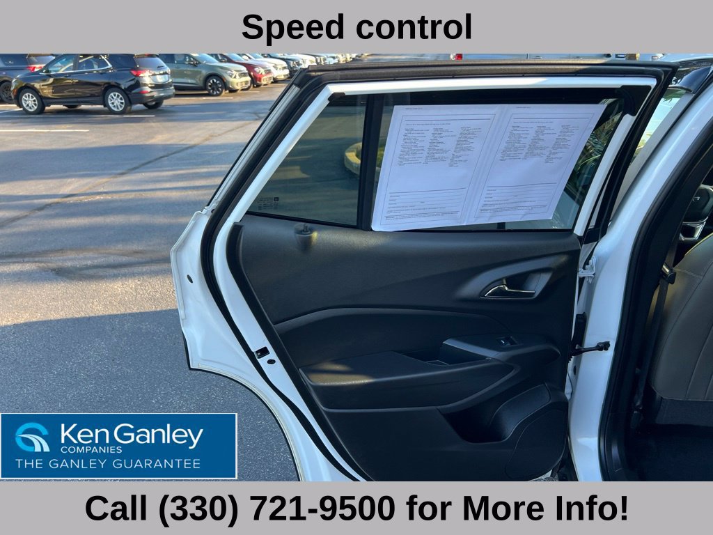 Used 2025 Chevrolet Trax ACTIV w/ Sunroof Package FWD image 43