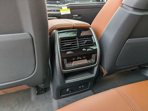 New 2026 BMW X5 M60i AWD/4WD image 33