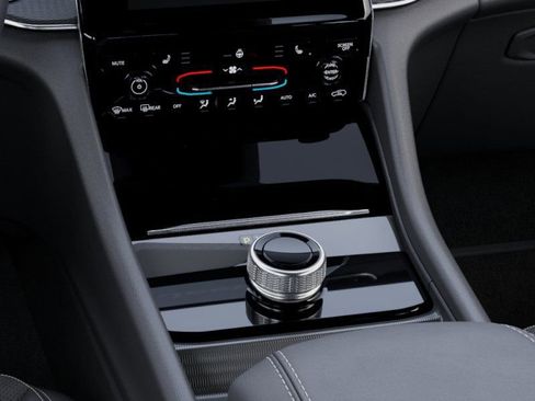 New 2025 Jeep Grand Cherokee Altitude image 24