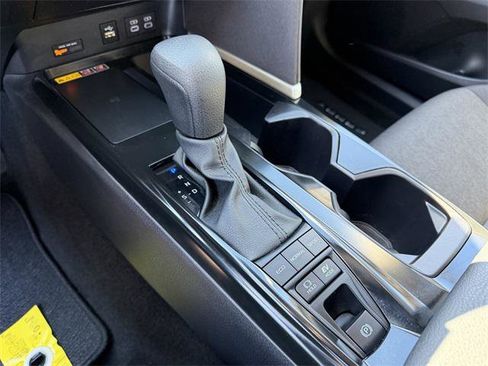 Certified 2025 Toyota Camry LE image 17