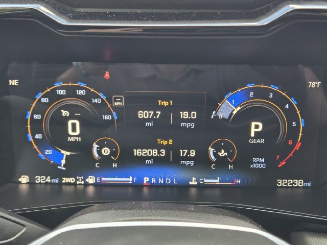 Certified 2024 Chevrolet Colorado ZR2 w/ ZR2 Convenience Package III AWD/4WD image 17