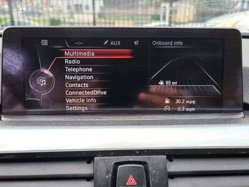 Used 2015 BMW 320i Sedan image 26