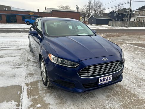 Used 2013 Ford Fusion SE image 4