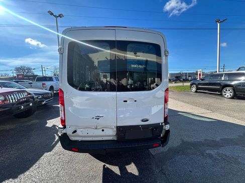 Used 2016 Ford Transit 250 148 Medium Roof image 4