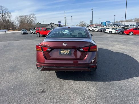 Used 2025 Nissan Altima 2.5 SV image 5