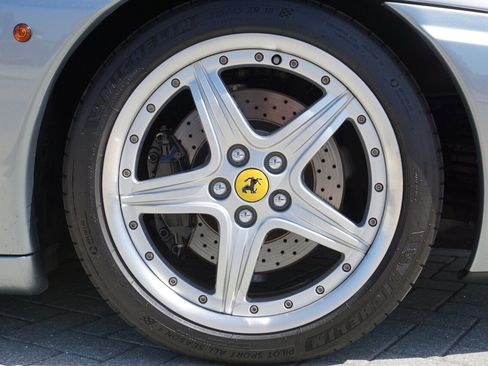 Used 2005 Ferrari 360 Spider RWD image 25