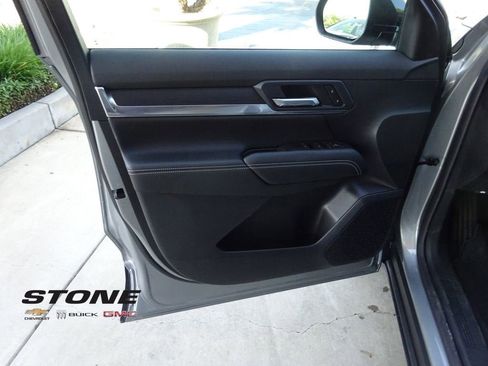 New 2026 GMC Terrain Elevation FWD image 24