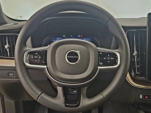 New 2026 Volvo XC60 B5 Core image 40