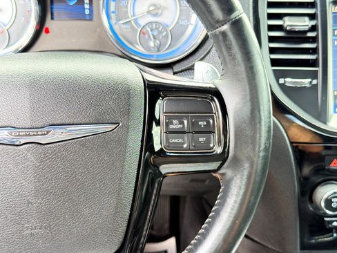 Used 2013 Chrysler 300 S image 66