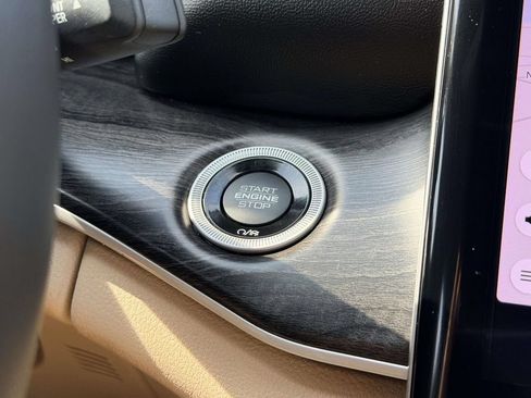 Certified 2023 Jeep Grand Cherokee Limited AWD/4WD image 22