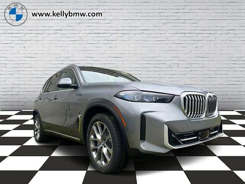 New 2026 BMW X5 xDrive40i w/ Premium Package image 1