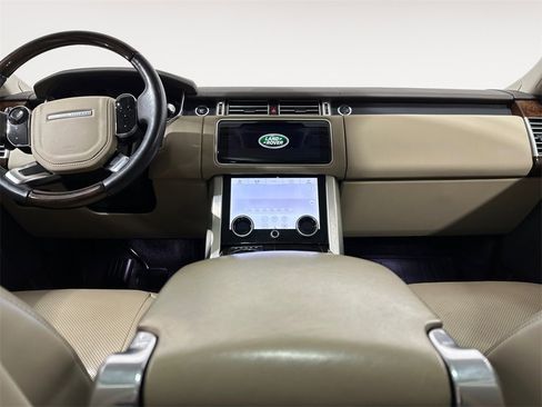 Used 2020 Land Rover Range Rover HSE image 11