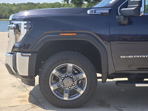 New 2025 GMC Sierra 2500 SLT w/ Texas SLT Premium Package image 5