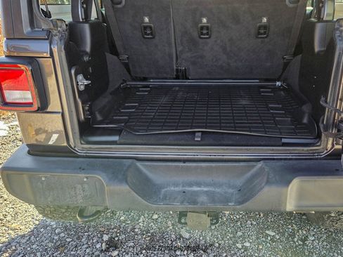 Used 2019 Jeep Wrangler Unlimited Sport S image 68