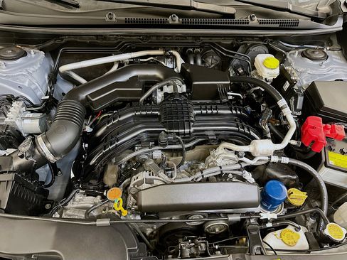 Used 2024 Subaru Crosstrek 2.0i Premium image 34