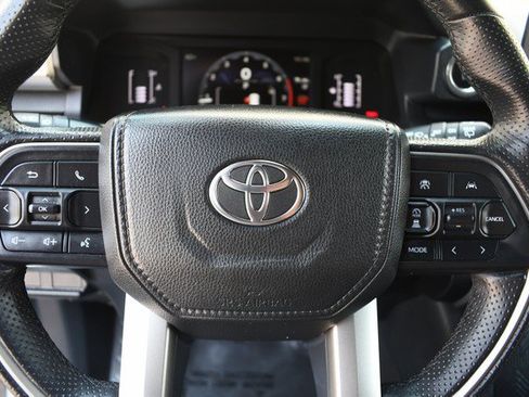 Certified 2025 Toyota 4Runner SR5 AWD/4WD image 30