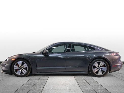 Used 2021 Porsche Taycan 4S w/ Premium Package image 30