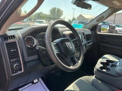 Used 2018 RAM 1500 Express w/ Express Value Package AWD/4WD image 13