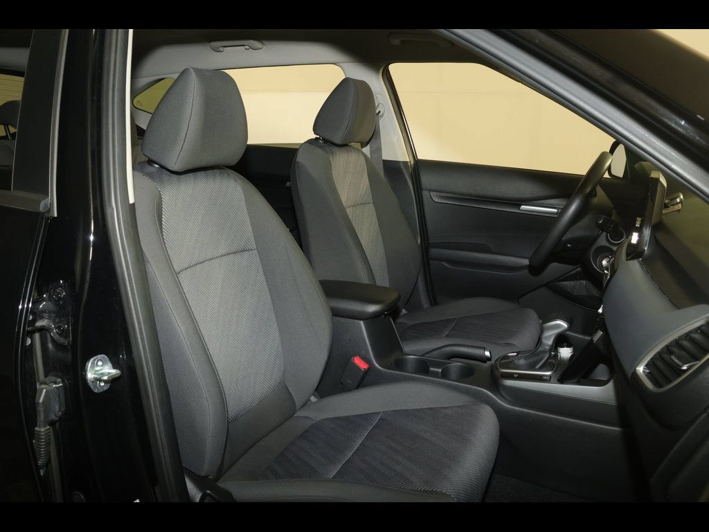 Used 2023 Kia Seltos LX AWD/4WD image 28