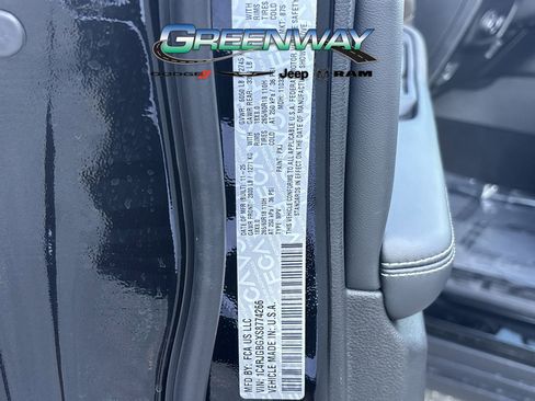 New 2025 Jeep Grand Cherokee Limited RWD image 33