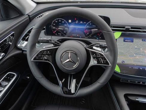 New 2026 Mercedes-Benz E 350 4MATIC Sedan image 24